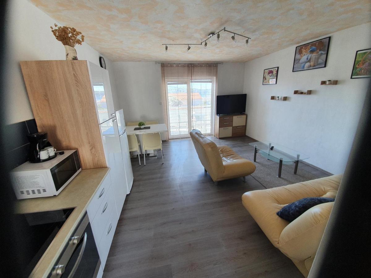 6 M, 50 M Do Plaze Apartment Barbat na Rabu Ngoại thất bức ảnh